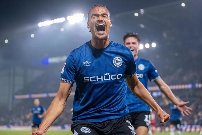 Cược Chấp (Handicap Betting)